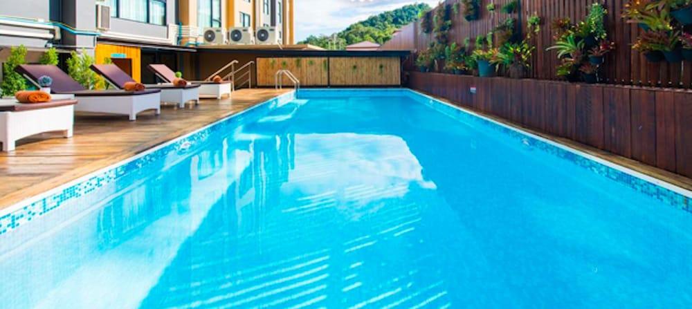 Tetris Hotel Ao Nang Exterior photo