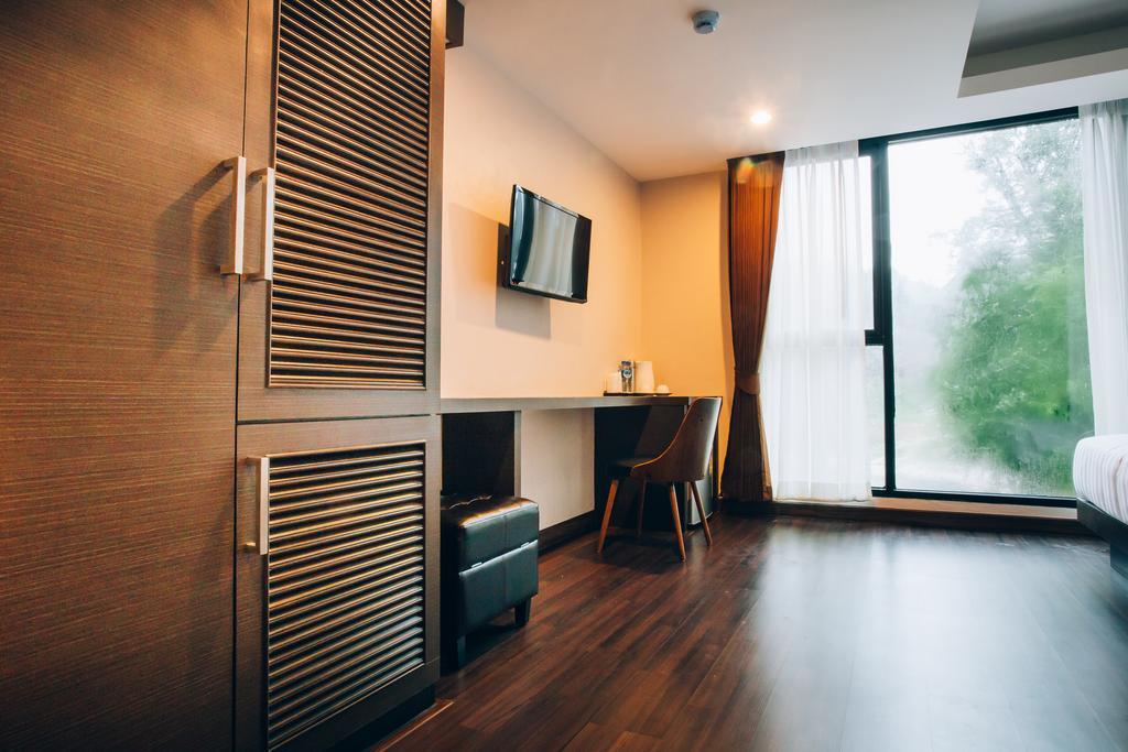 Tetris Hotel Ao Nang Exterior photo