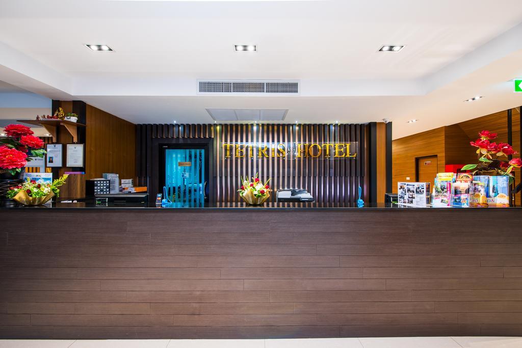 Tetris Hotel Ao Nang Exterior photo