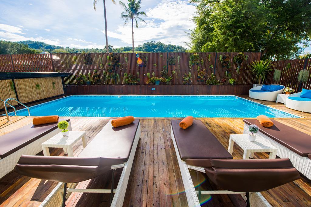 Tetris Hotel Ao Nang Exterior photo